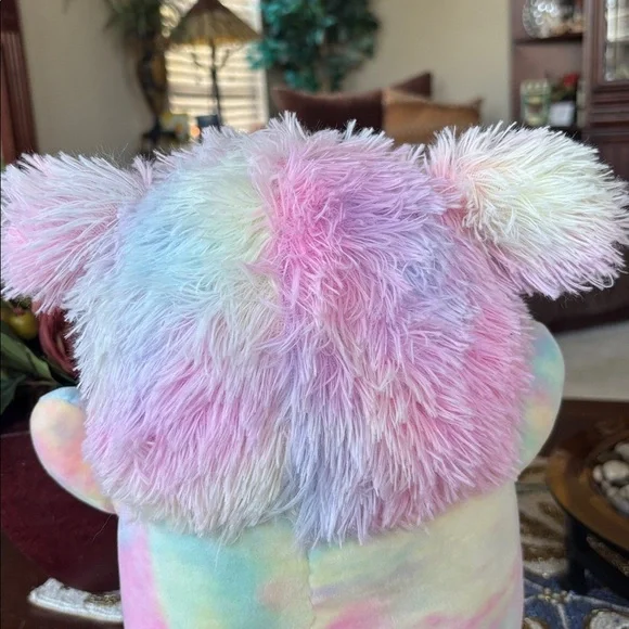 Brand New Squishmallows HugMees Christmas Zozo Pastel Rainbow Plush Snowflake